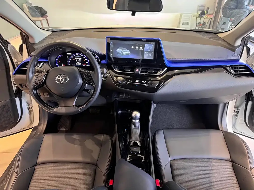 Toyota C-HR 2023 из CN, фото 9