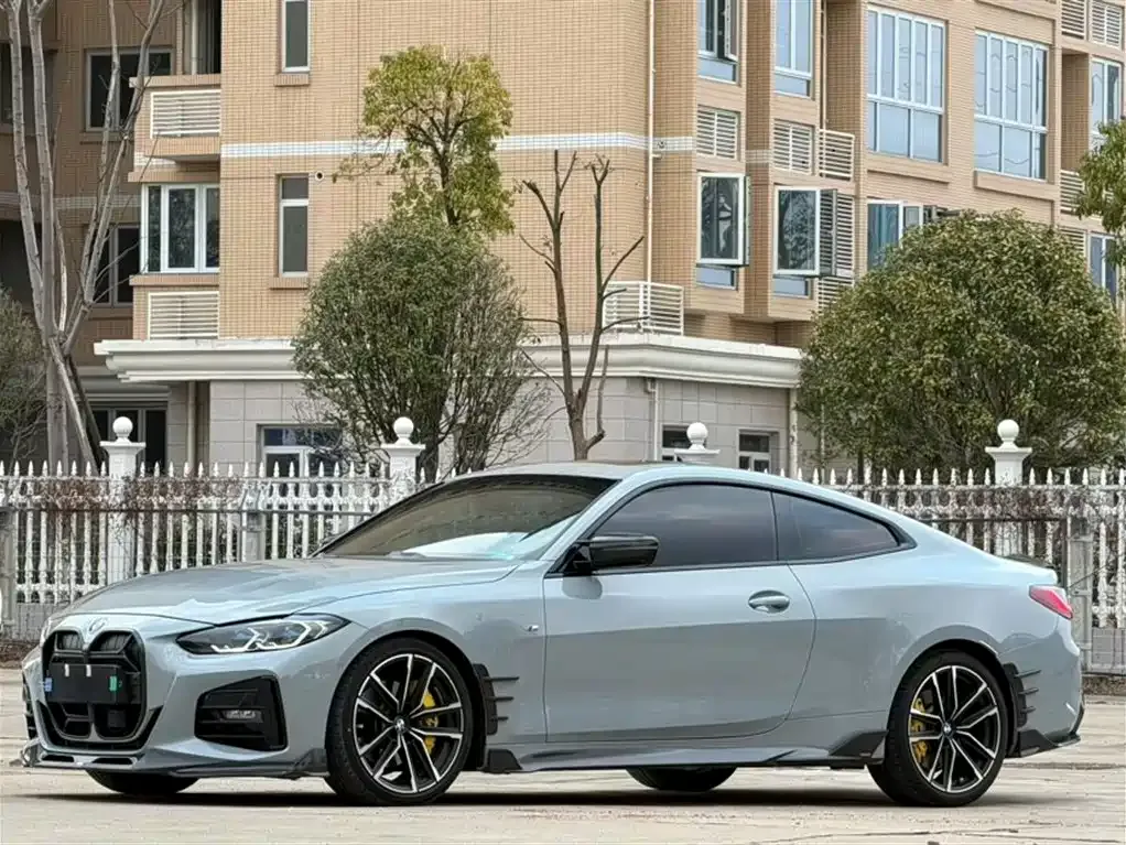 BMW 4 Series 2023 из CN, фото 4