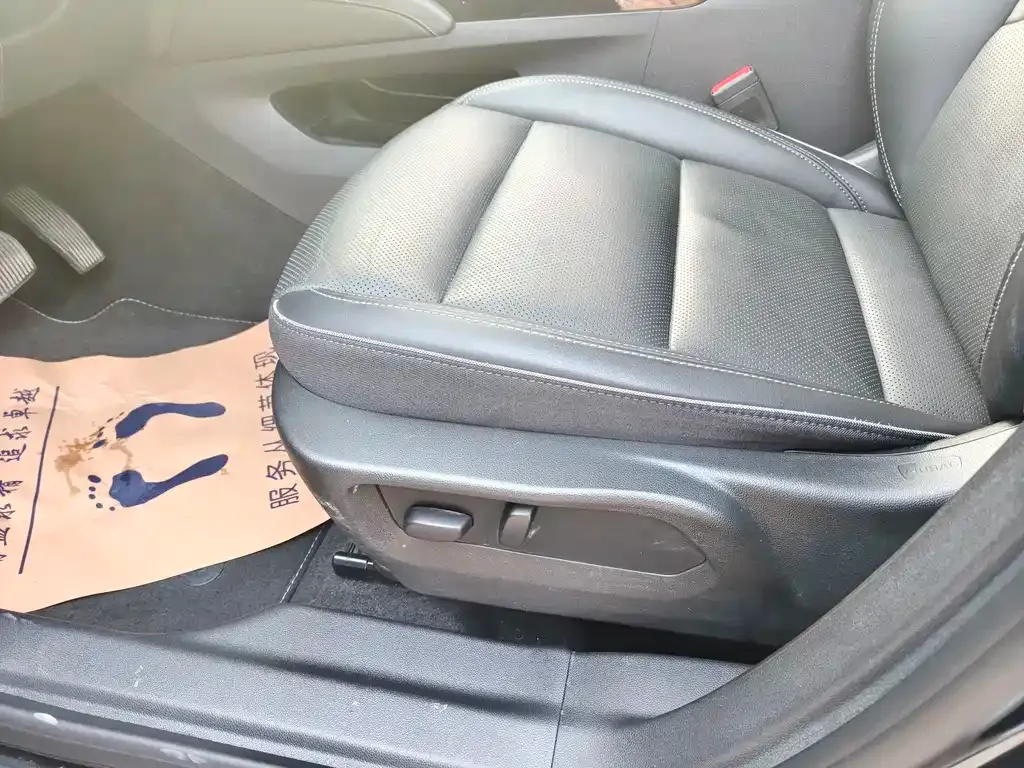 Buick Envision S 2023 из CN, фото 10