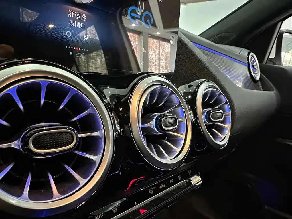 Mercedes-Benz EQA 2024 из CN, фото 7