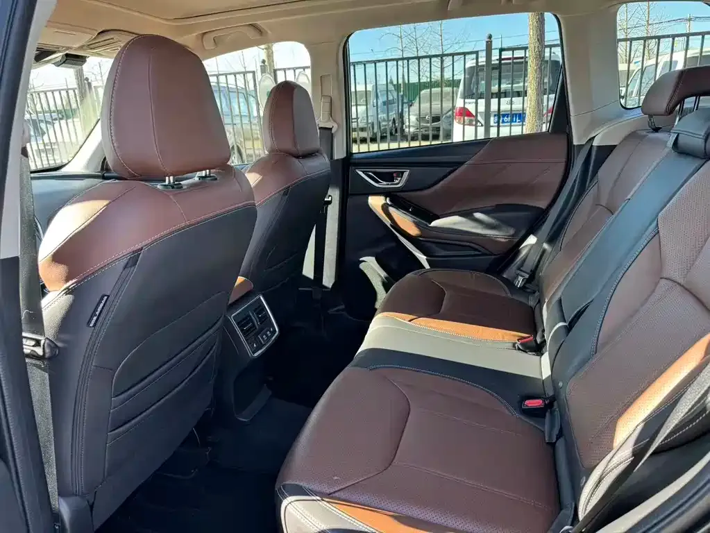 Subaru Forester 2023 из CN, фото 2