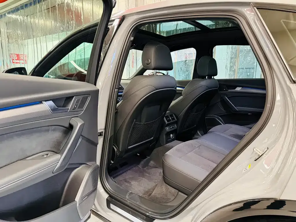 Audi Q5L Sportback 2023 из CN, фото 6