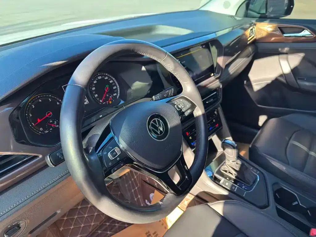Volkswagen Tharu 2021 из CN, фото 8
