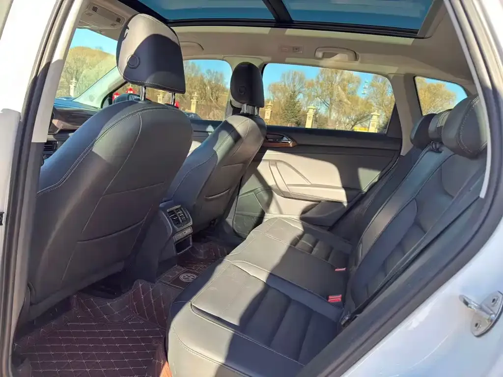 Volkswagen Tharu 2021 из CN, фото 9