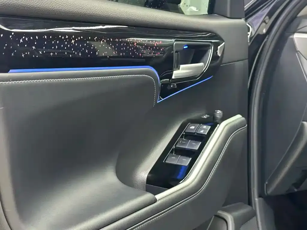Toyota Highlander 2024 из CN, фото 3