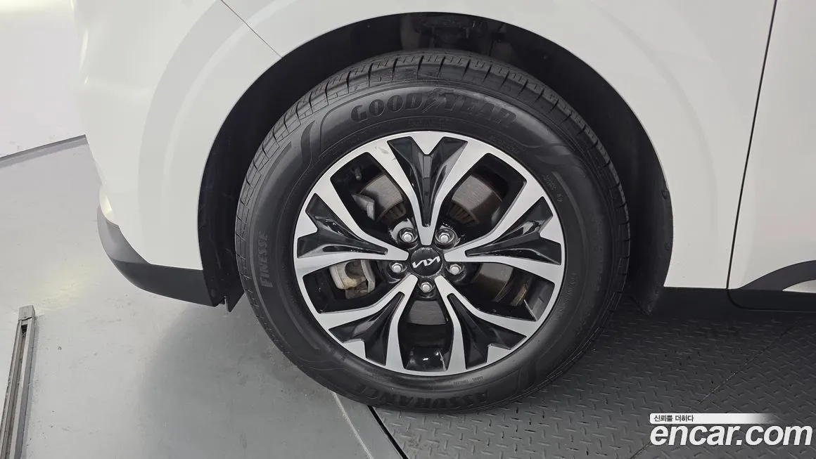 Kia Carnival 2022 из KR, фото 5