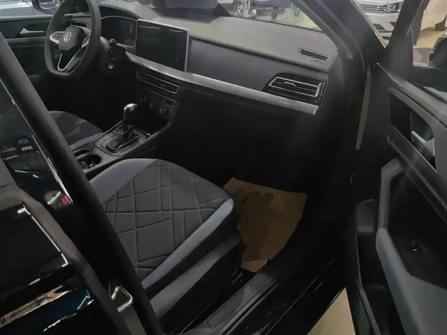 Volkswagen Lavida 2022 из CN, фото 6