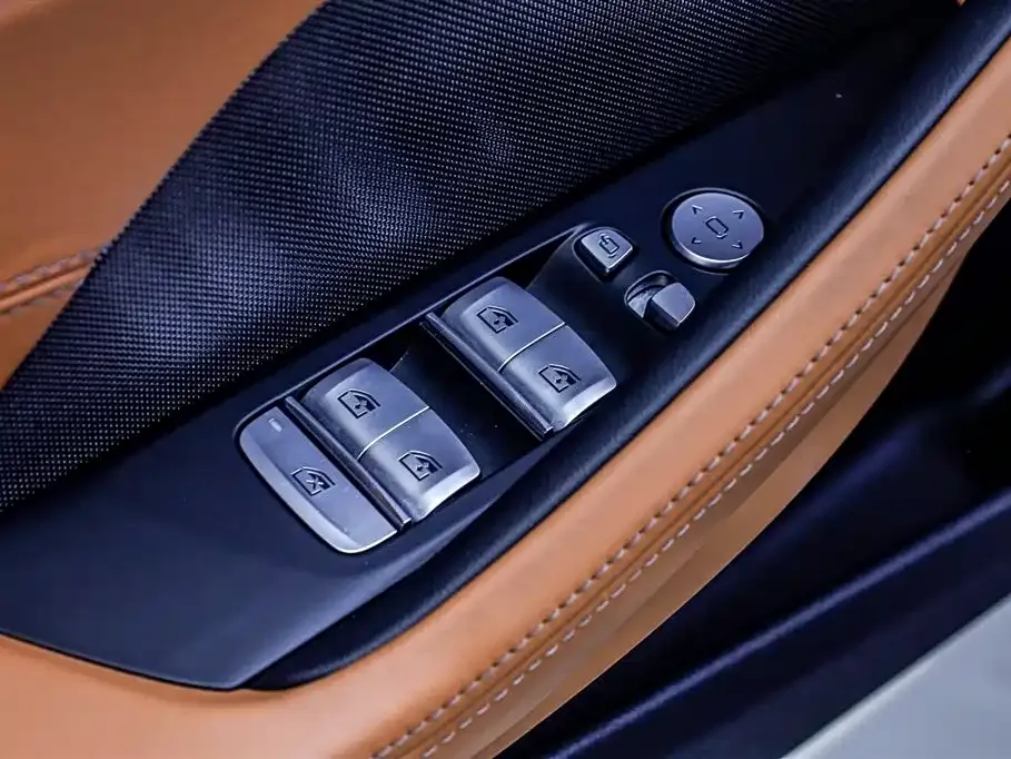 BMW 8 Series 2023 из CN, фото 5