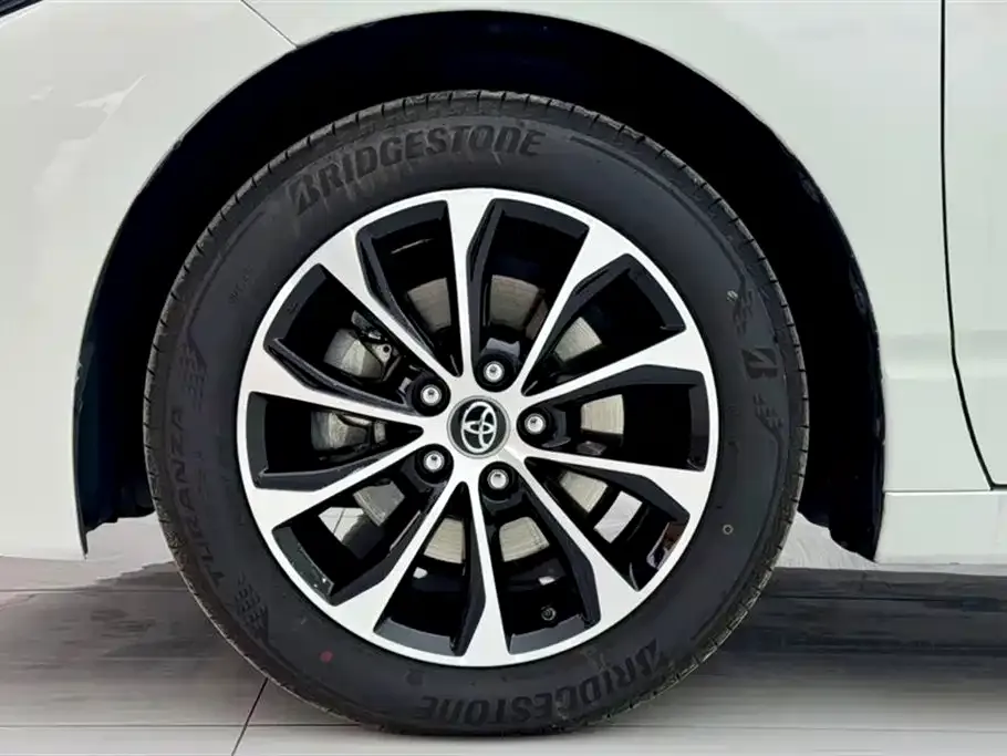 Toyota Avalon 2022 из CN, фото 6