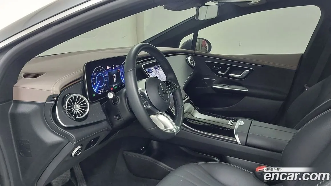 Mercedes-Benz EQE 2024 из KR, фото 3