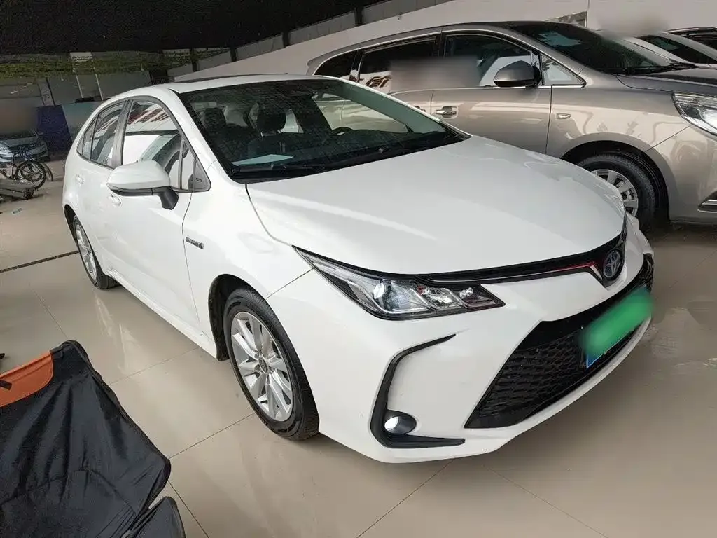 Toyota Corolla 2023 из CN, фото 7
