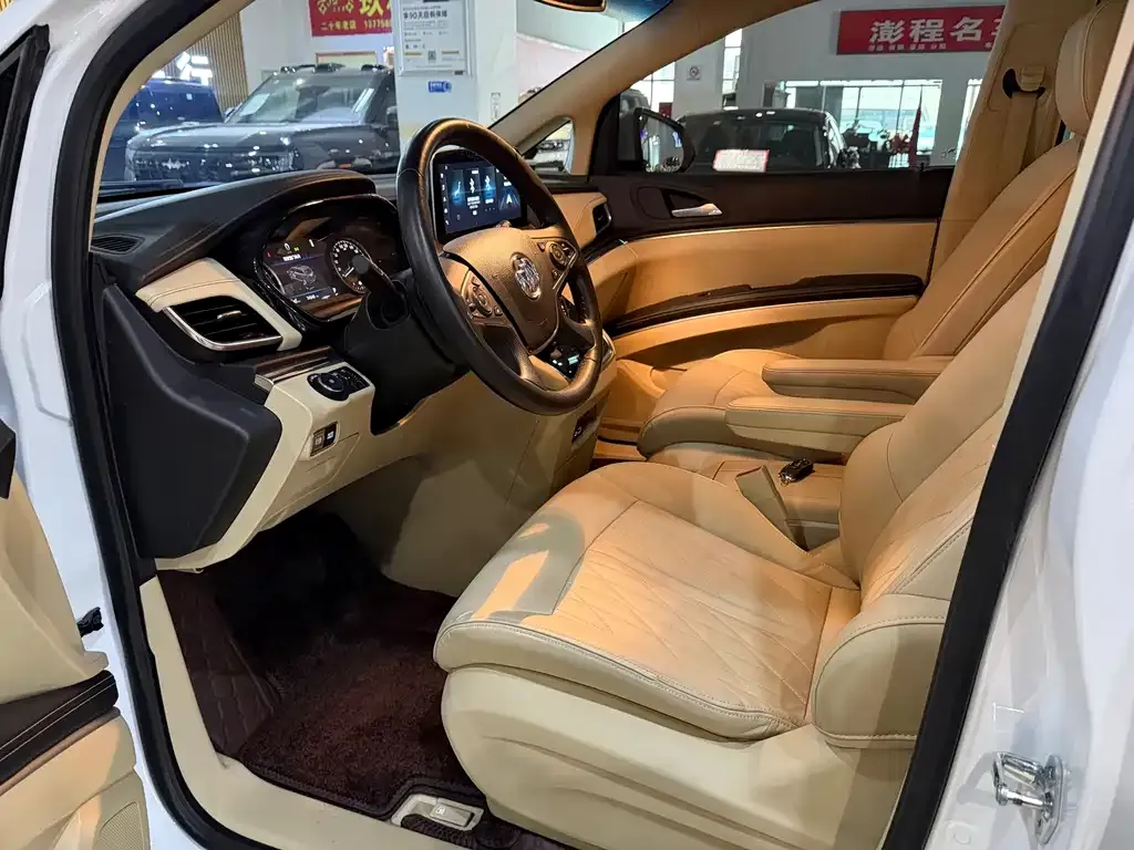 Buick GL8 2024 из CN, фото 8