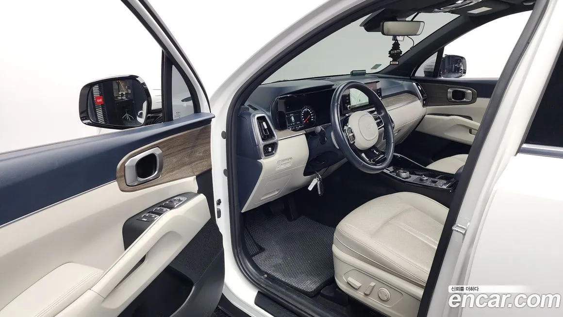 Kia Sorento — фото 7