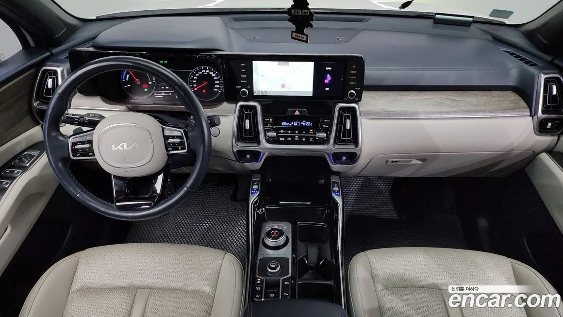 Kia Sorento — фото 8