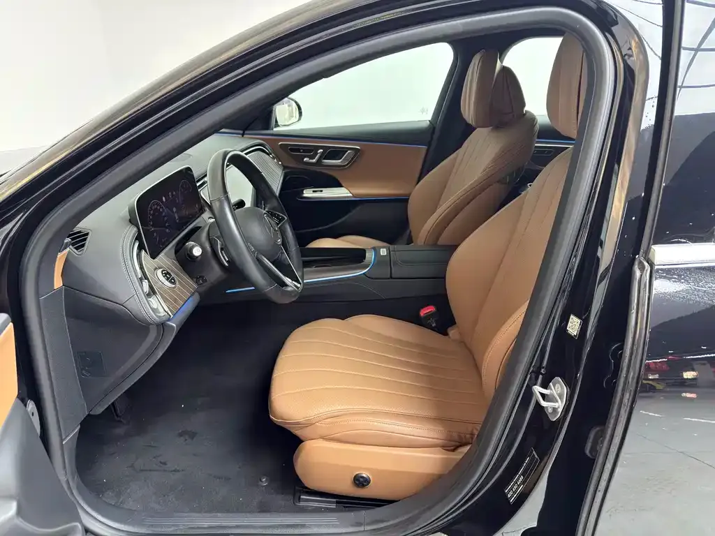 Mercedes-Benz E-Class 2024 из CN, фото 10