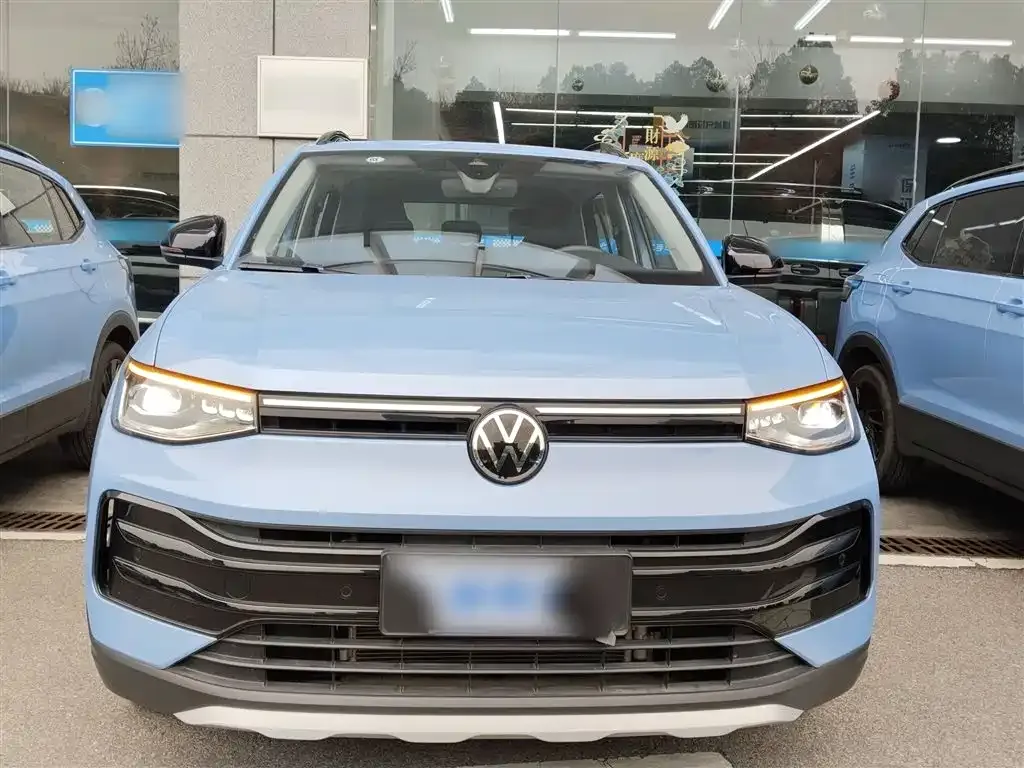 Volkswagen Tharu 2024 из CN, фото 8