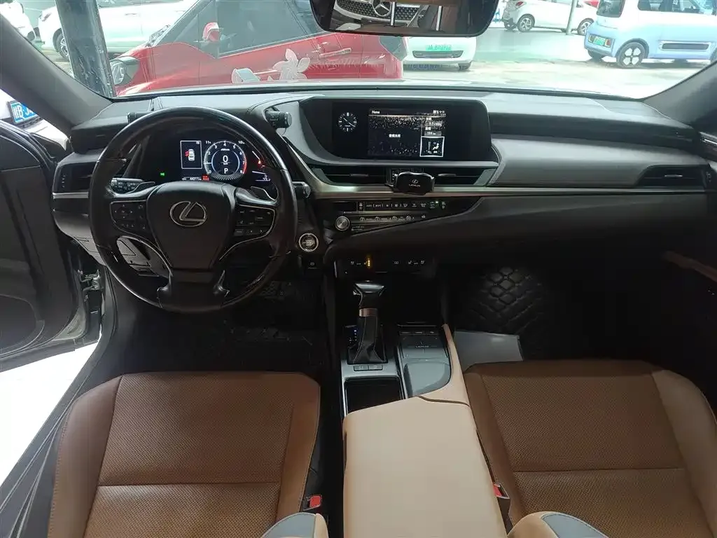Lexus ES 2021 из CN, фото 4