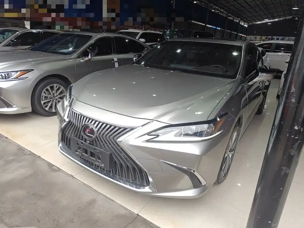 Lexus ES 2021 из CN, фото 7