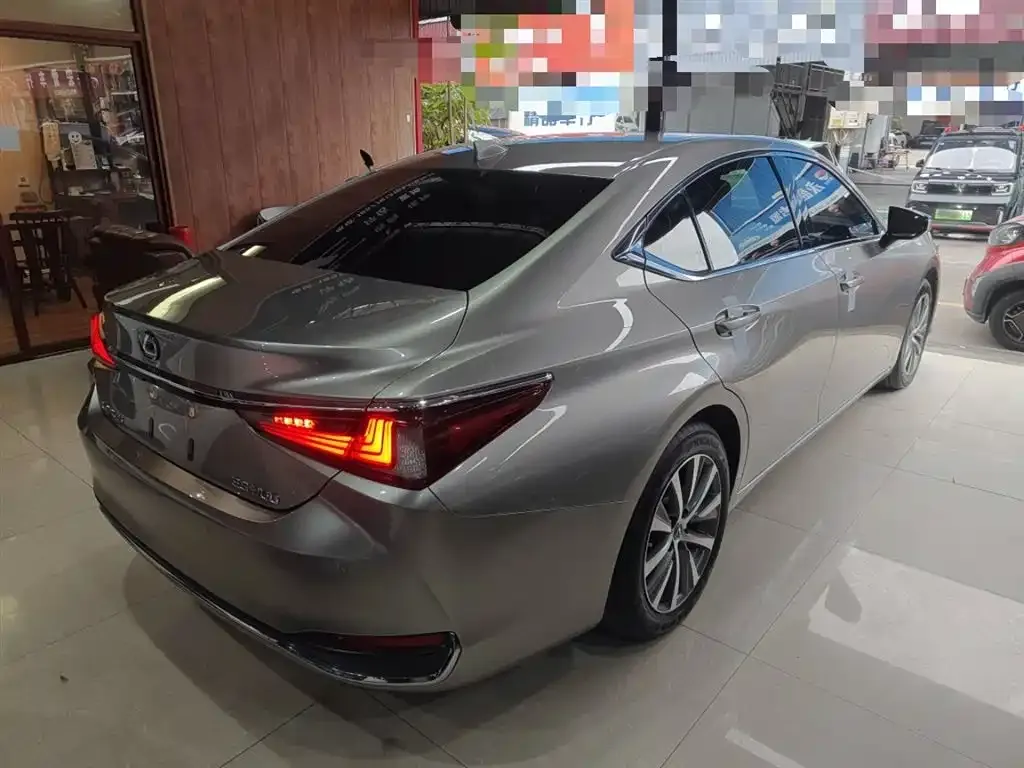 Lexus ES 2021 из CN, фото 8