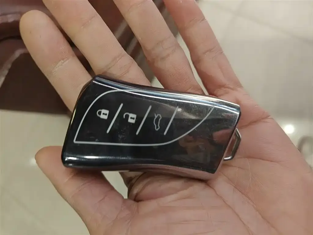 Lexus ES 2021 из CN, фото 2
