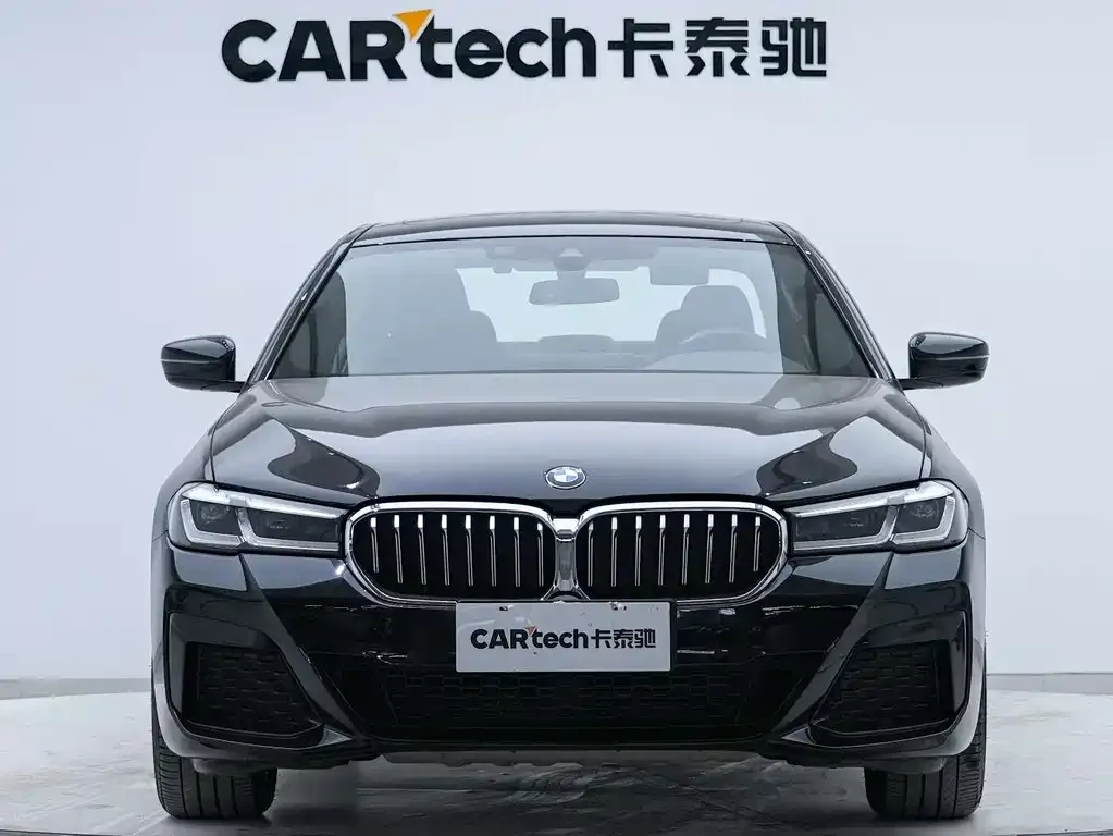 BMW 5 Series — фото 10
