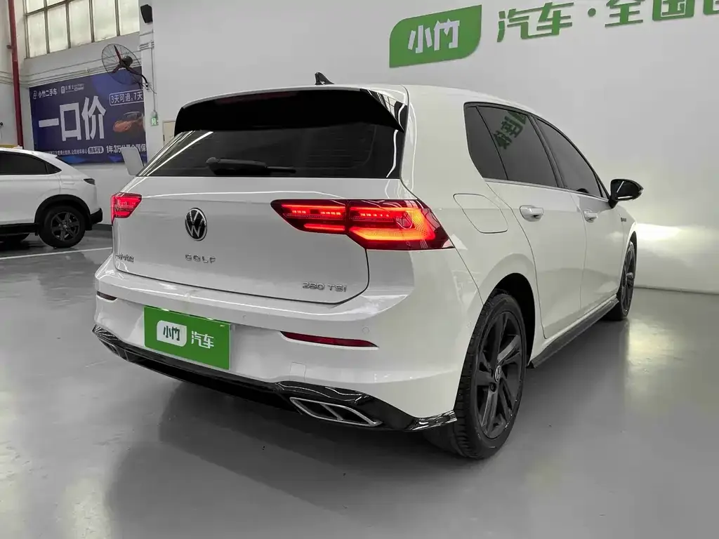 Volkswagen Golf 2022 из CN, фото 3