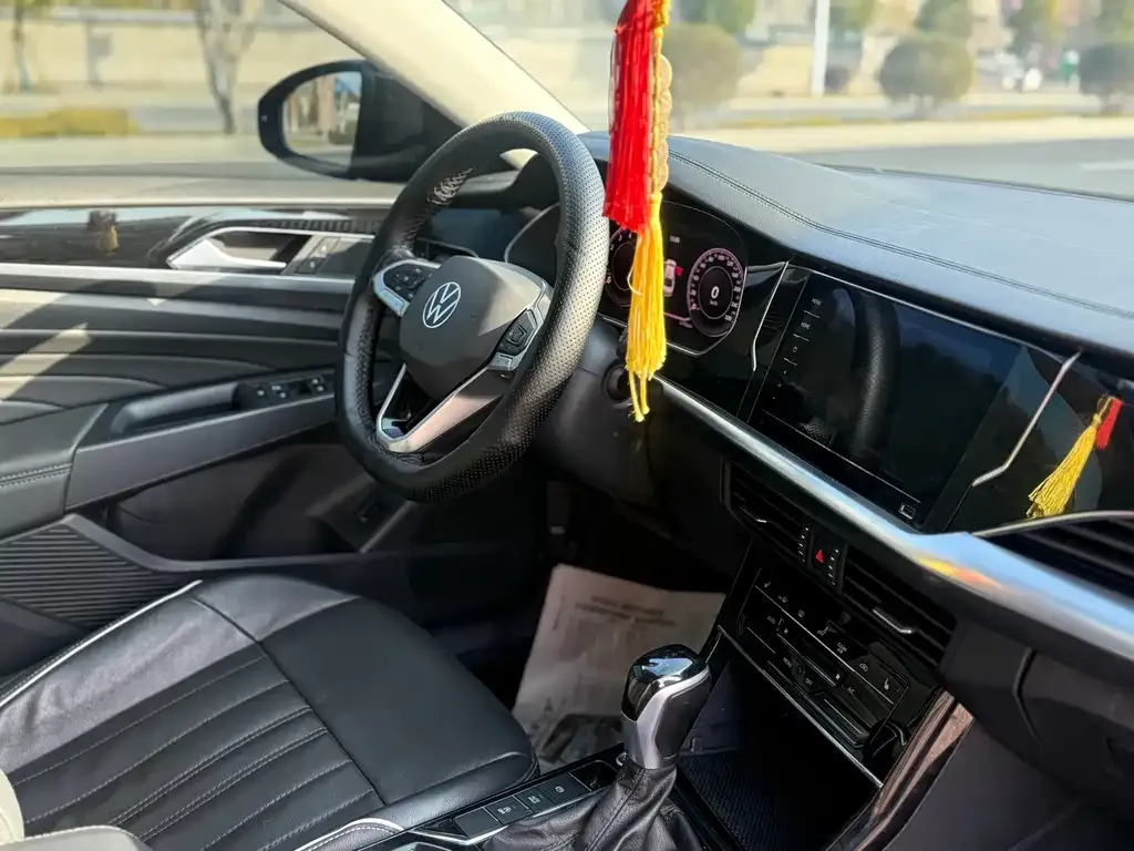 Volkswagen Passat 2022 из CN, фото 3
