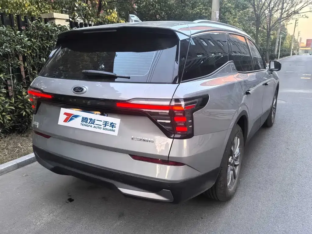 Ford Edge 2024 из CN, фото 2