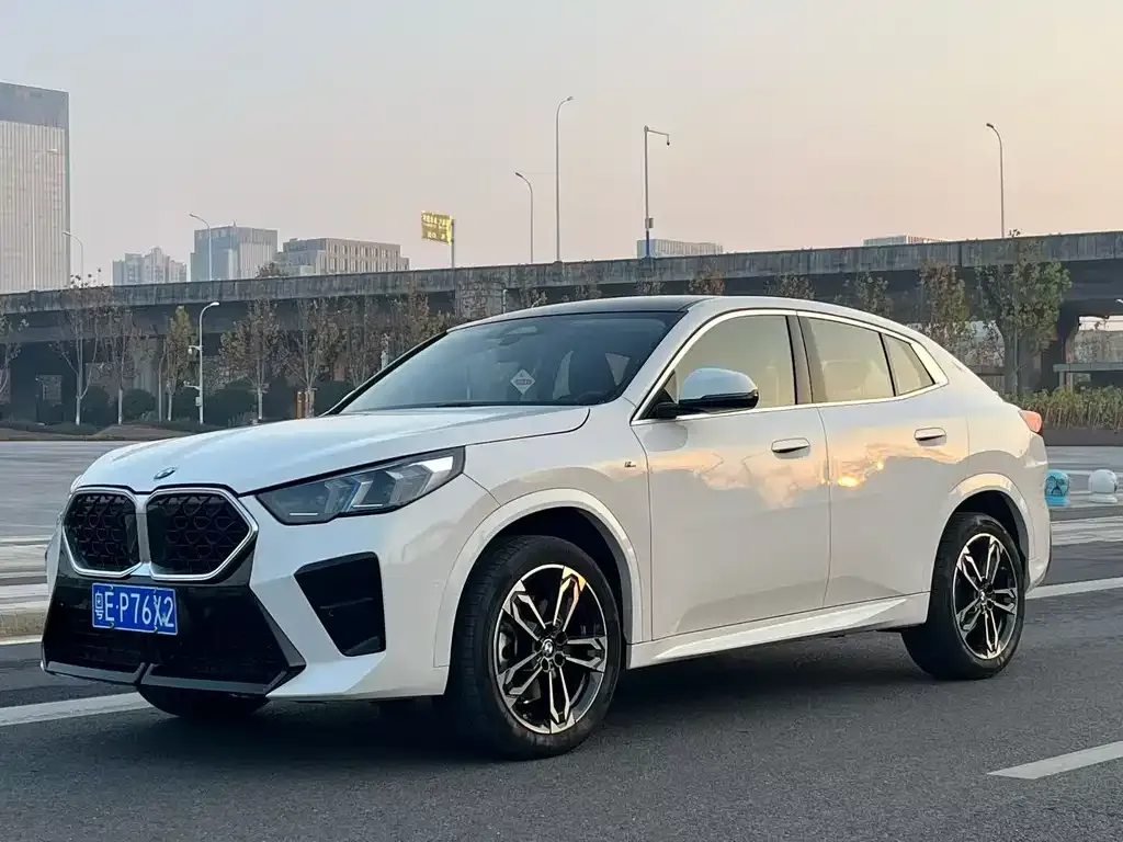 BMW X2 2024 из CN, фото 1