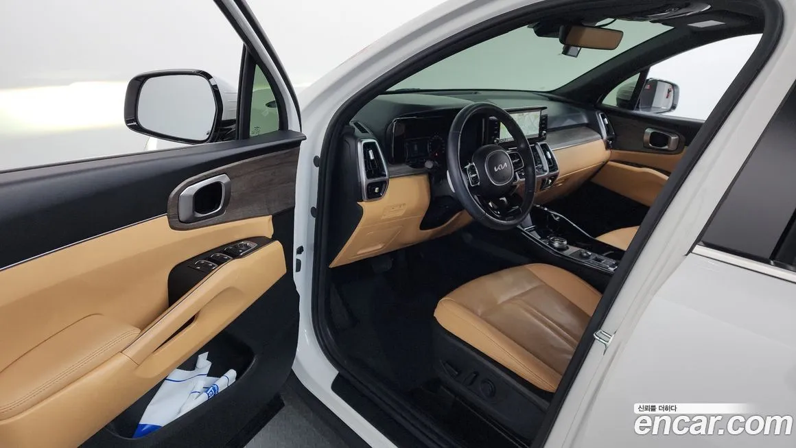 Kia Sorento — фото 10