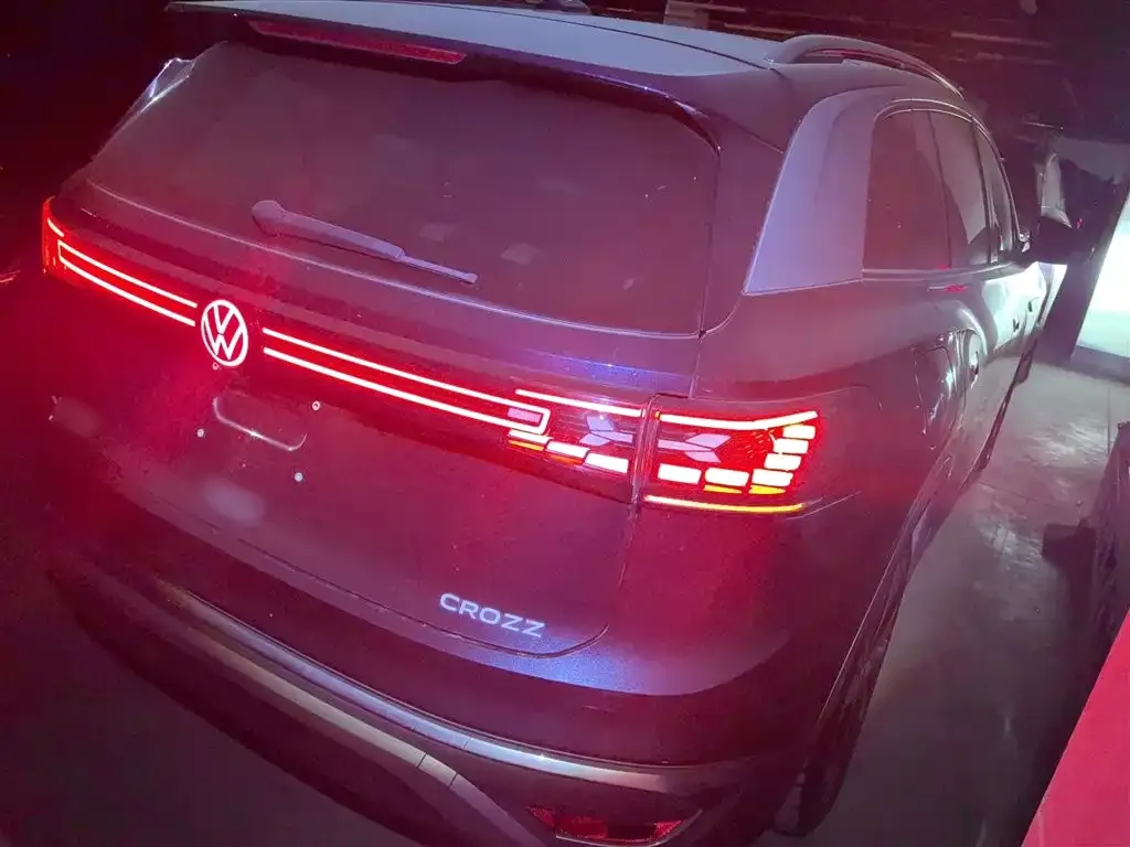 Volkswagen ID.6 Crozz 2023 из CN, фото 7