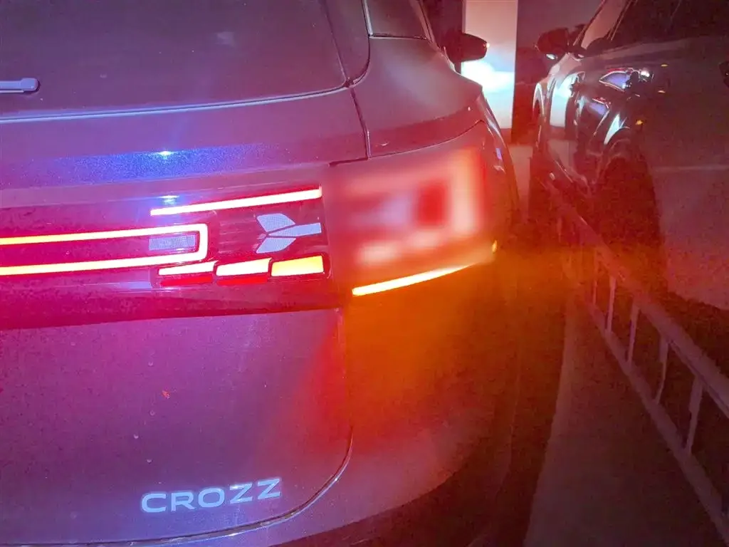 Volkswagen ID.6 Crozz 2023 из CN, фото 9