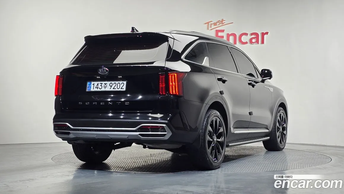 Kia Sorento — фото 3