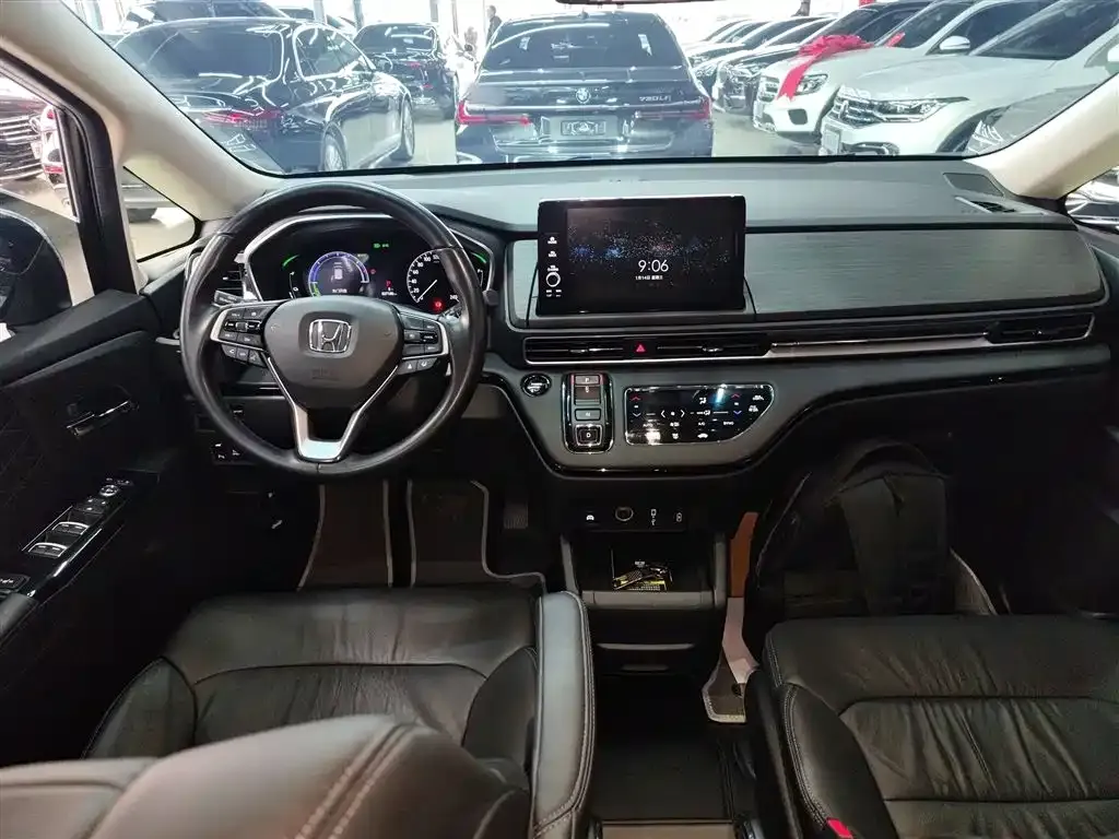 Honda Elysion 2024 из CN, фото 7