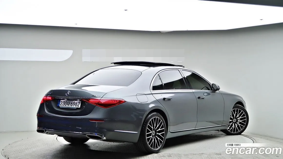 Mercedes-Benz S-Class — фото 2