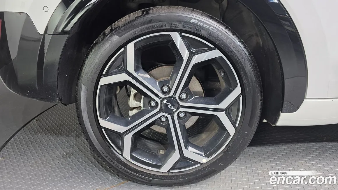 Kia Niro — фото 10