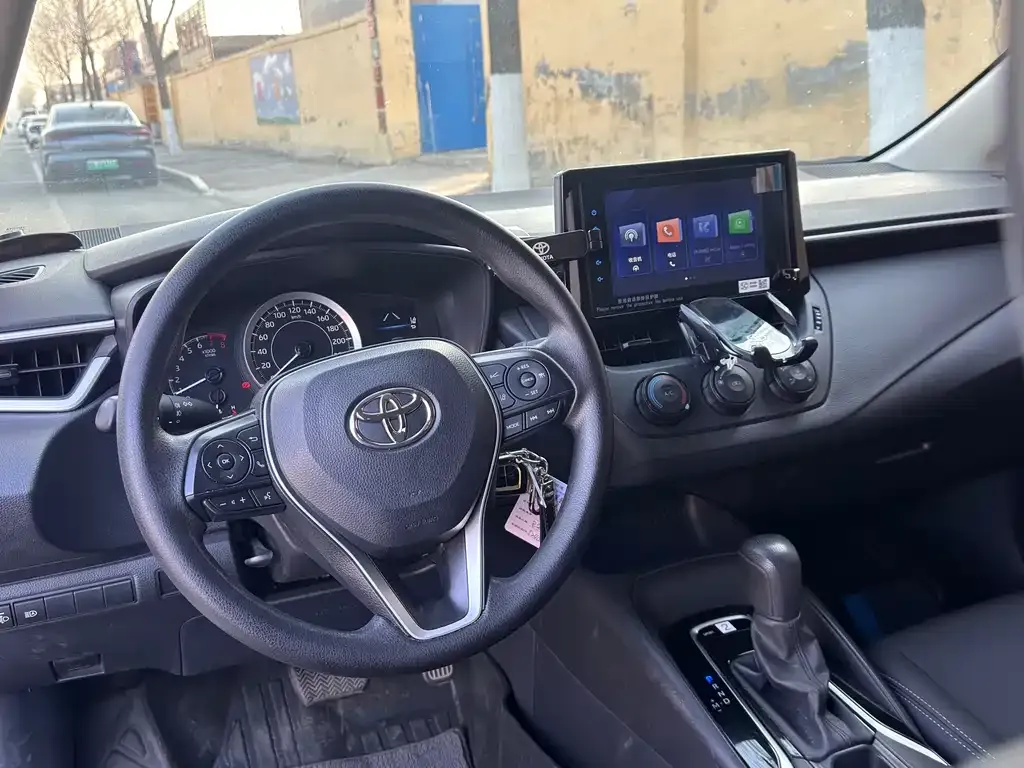 Toyota Corolla 2023 из CN, фото 9