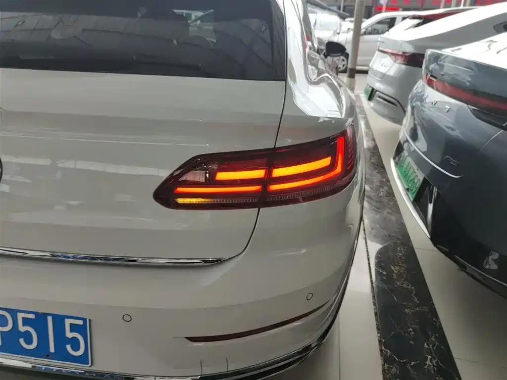 Volkswagen CC 2022 из CN, фото 8