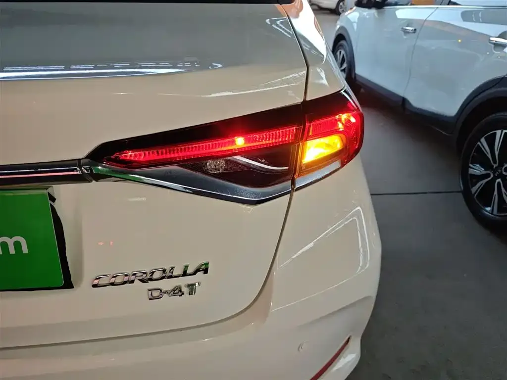 Toyota Corolla 2021 из CN, фото 2