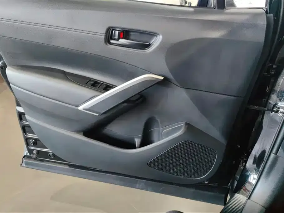 Toyota Frontlander 2023 из CN, фото 5