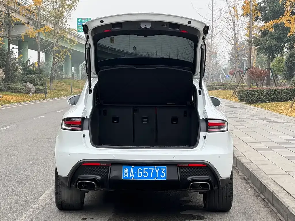 Porsche Macan 2024 из CN, фото 8