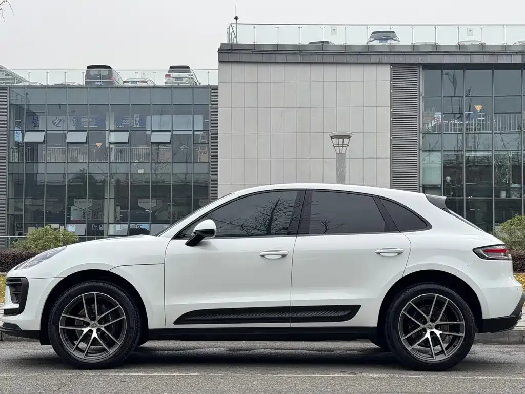 Porsche Macan 2024 из CN, фото 7