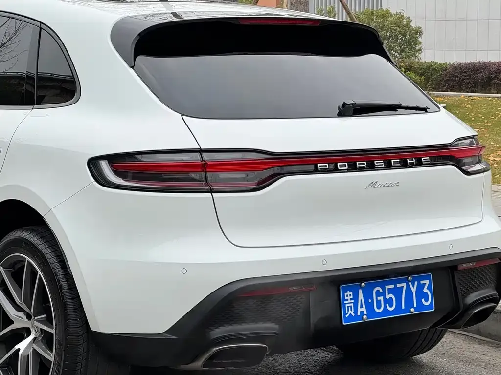 Porsche Macan 2024 из CN, фото 2