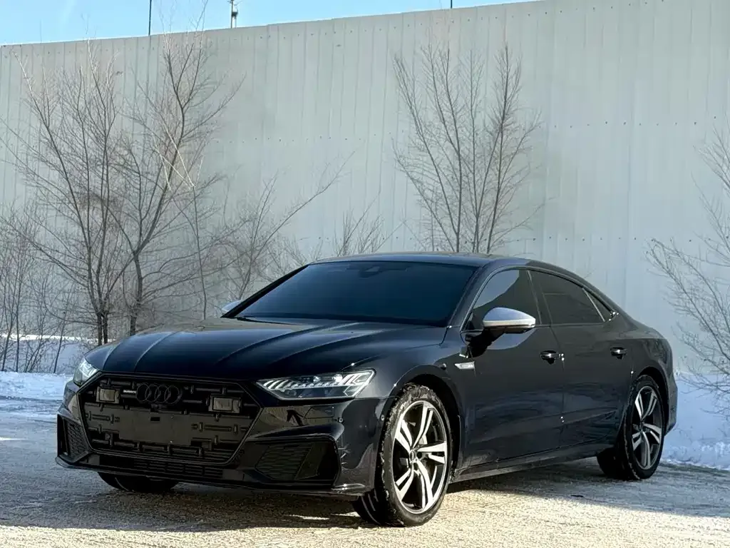 Audi A7L 2023 из CN, фото 1