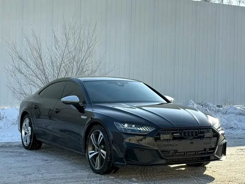 Audi A7L 2023 из CN, фото 4