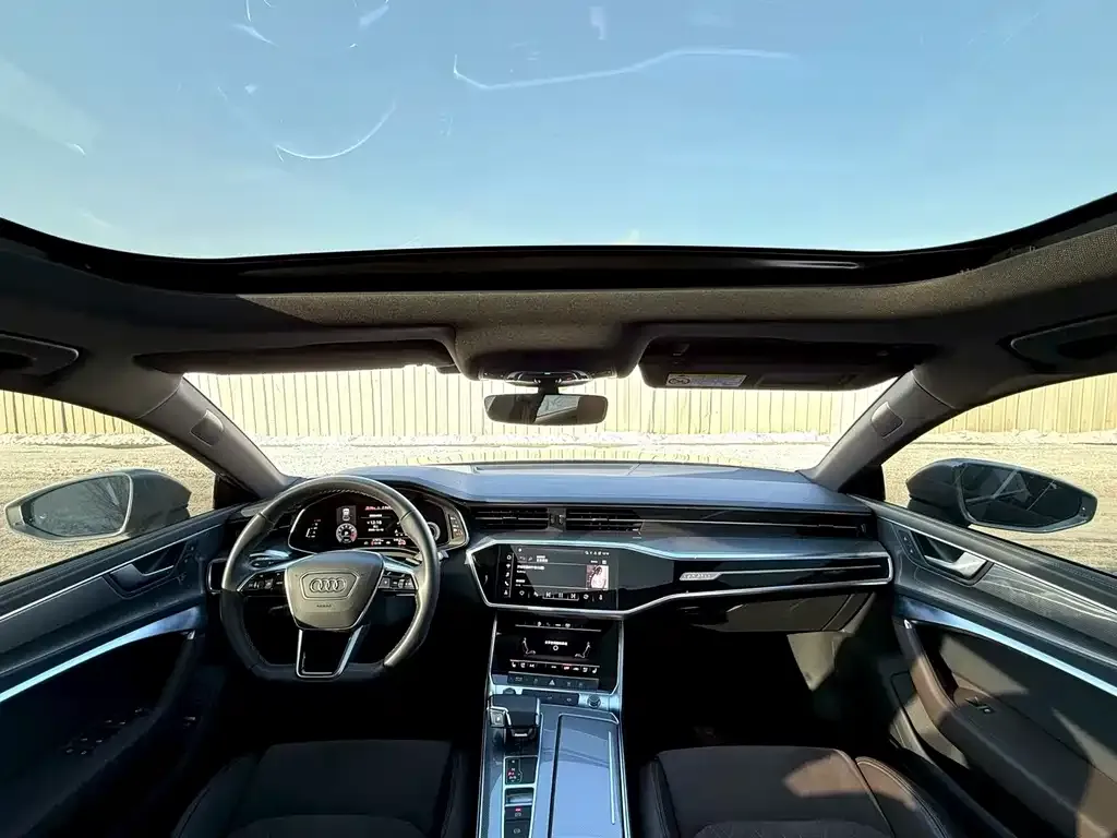 Audi A7L 2023 из CN, фото 2