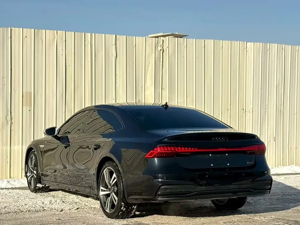 Audi A7L 2023 из CN, фото 7