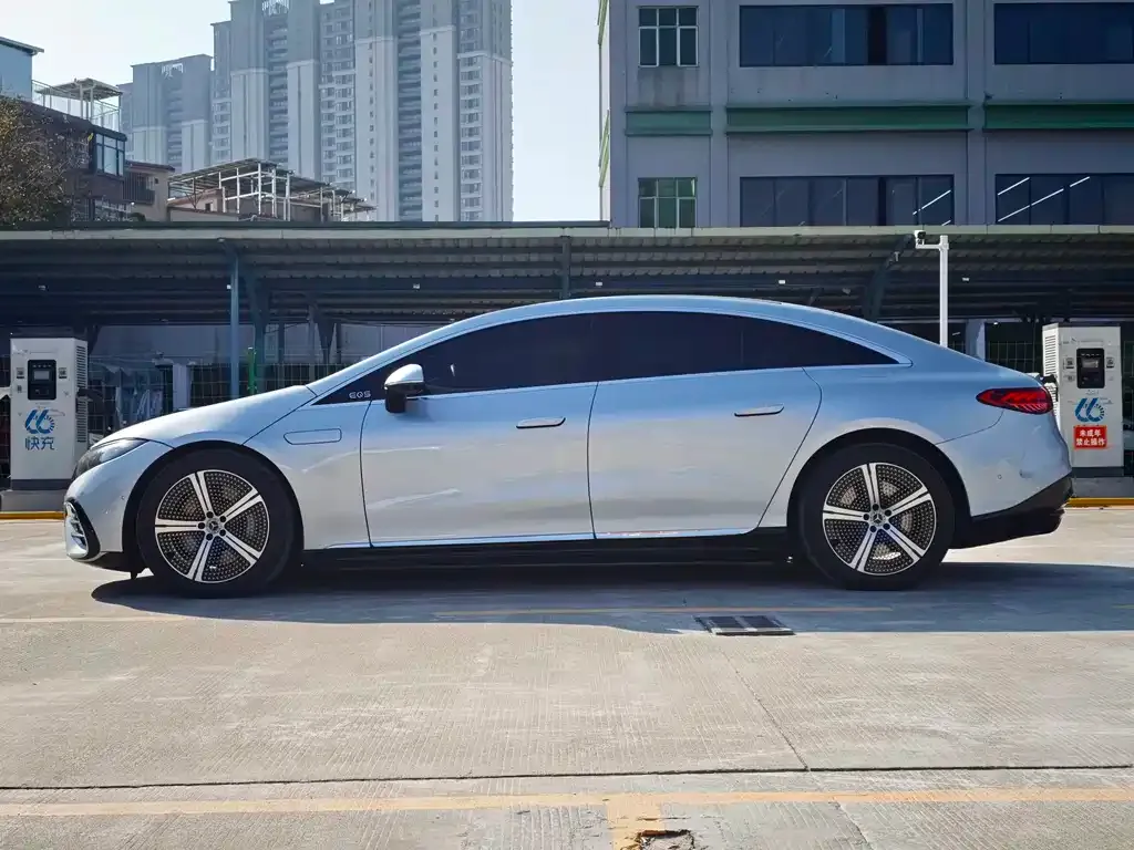 Mercedes-Benz EQS 2022 из CN, фото 8