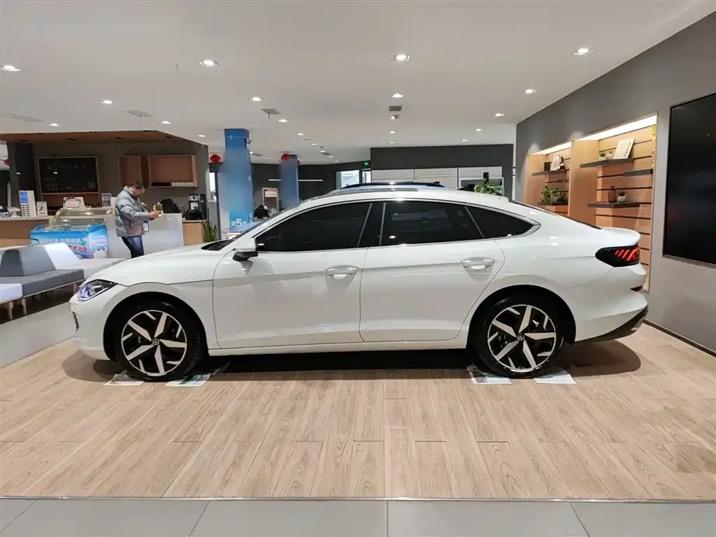 Volkswagen Lamando 2024 из CN, фото 8