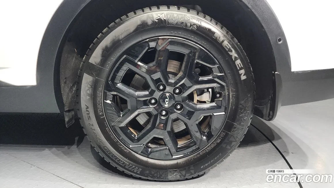 Kia Sorento — фото 5
